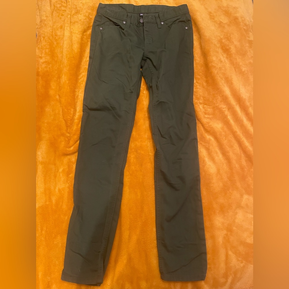 Women’s Patagonia pants, new without tags!